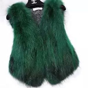 Green vest NEW with tag says Size L but runs small, actual size is Medium